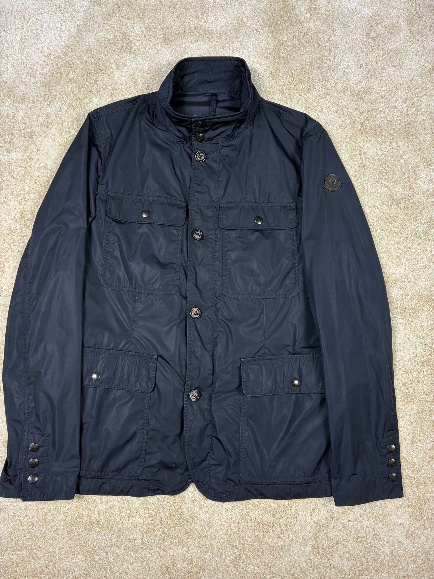 Moncler jacket (M)